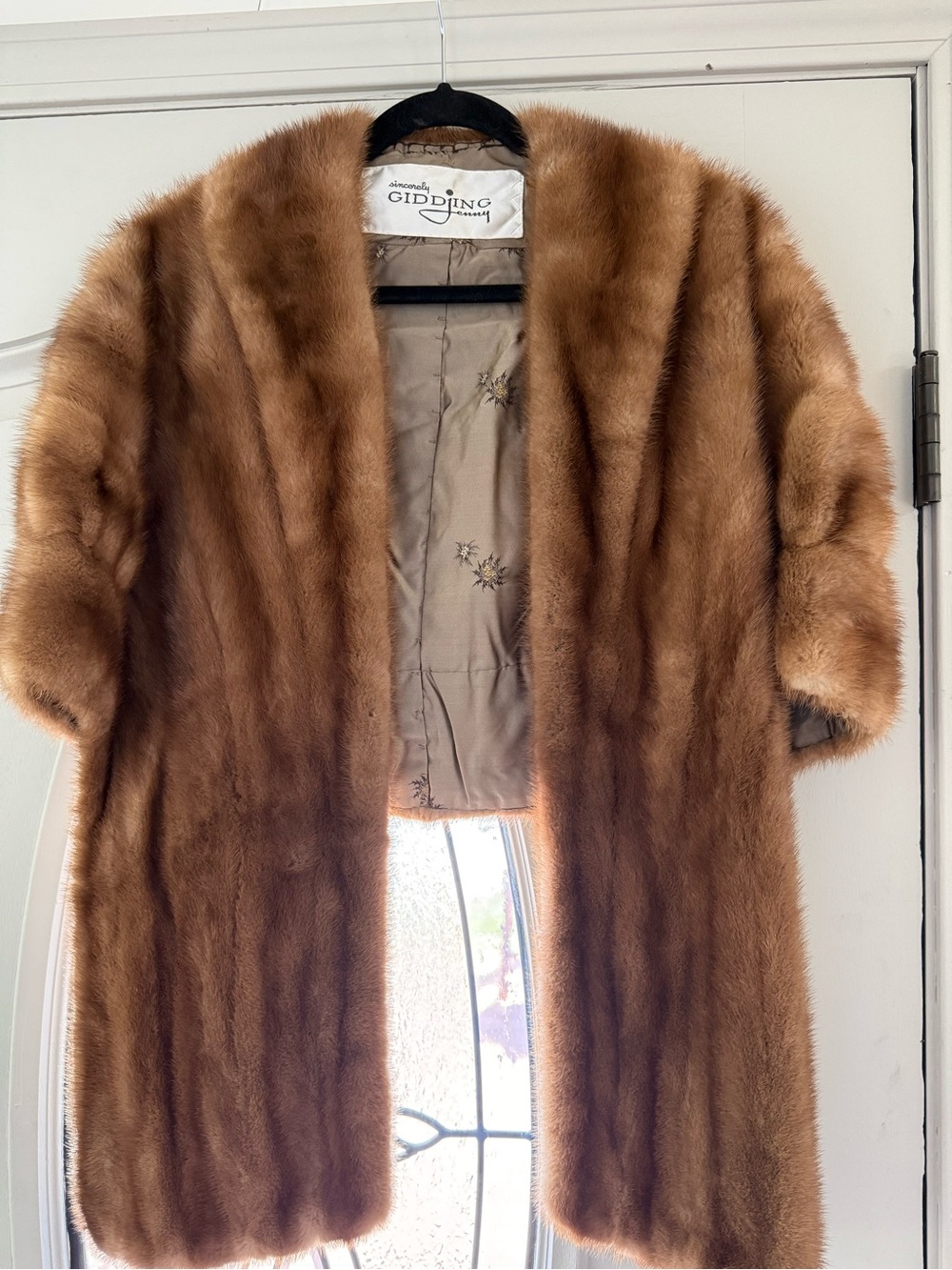 Mink Stole Women's Luxurious Brown Mink